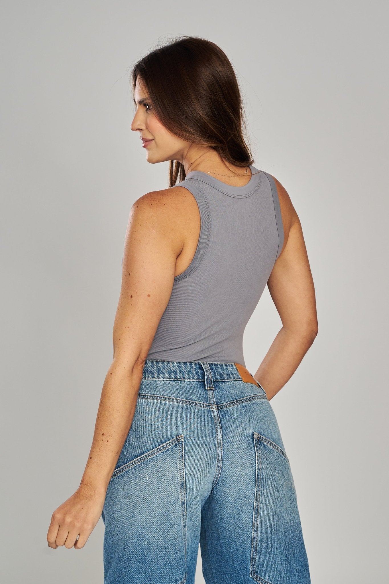 BODY AURA COLD GRAY