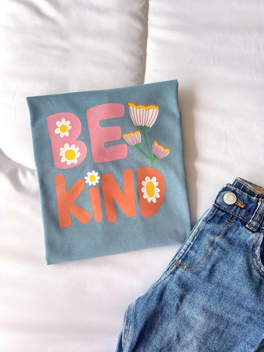 Camiseta de niña Be kind