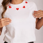 CAMISETA CORAZONES CUELLO