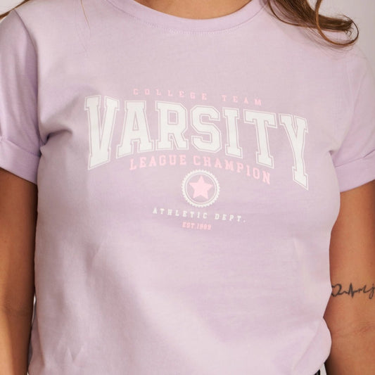 CAMISETA VARSITY